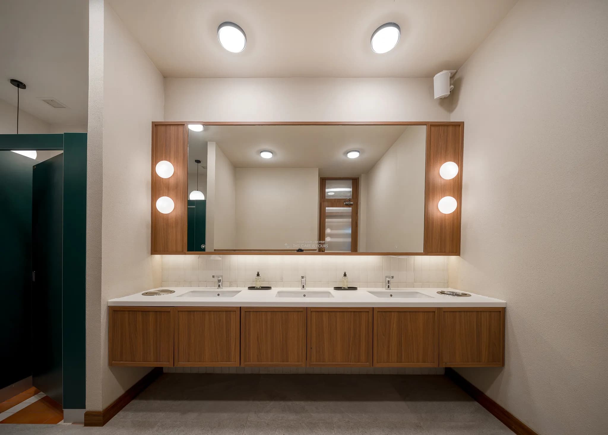 Gallery image 7
